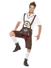 Pánský bavorský kostým na Oktoberfest se salámem
