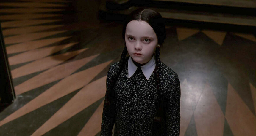 Christina Ricci jako Wednesday Addams v 90. letech.