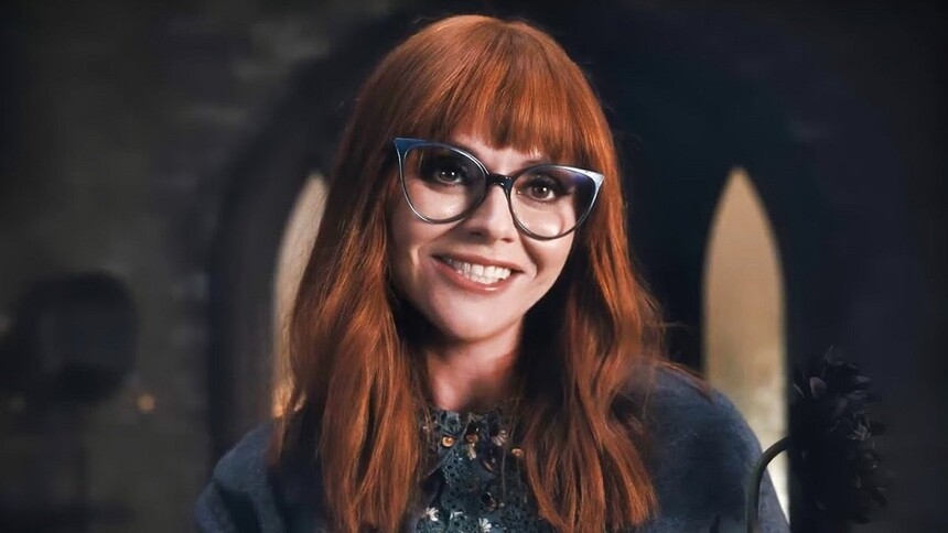 Christina Ricci jako učitelka slečna Thornhillová.