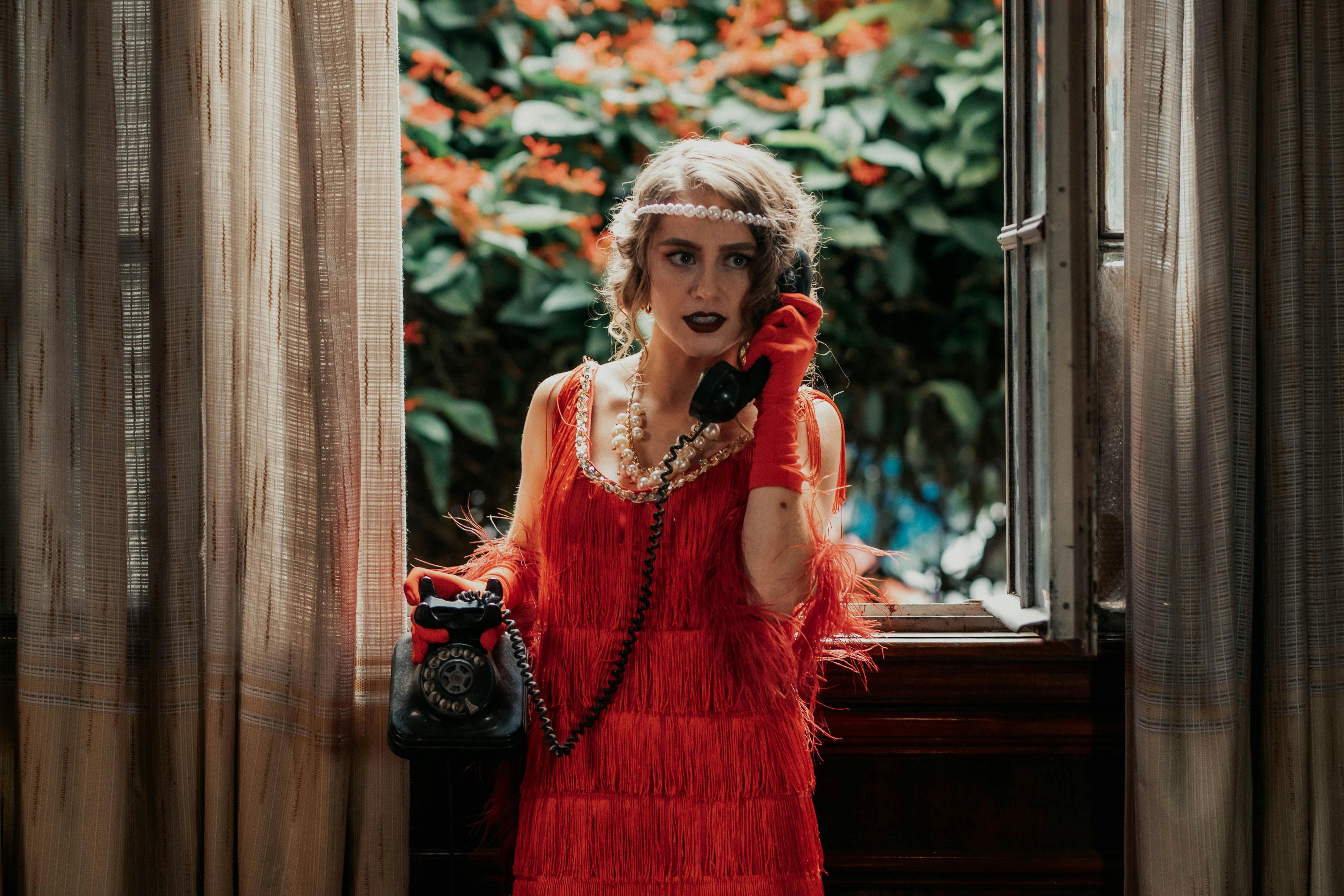 Móda 20. let: jak vypadala a proč nás pořád baví | 4lol.cz