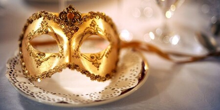 Proč se na plesech používají masky