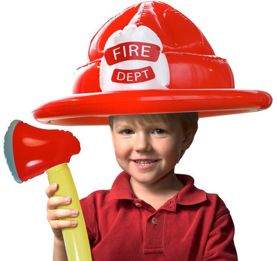 Nafukovací helma a sekera hasič