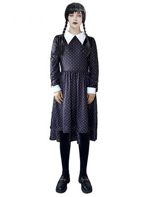 Dámské šaty s puntíky, Wednesday Addams