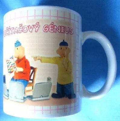 Počítačový génius-Hrnek Pat a Mat