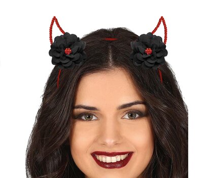 Čertí rohy s květinami